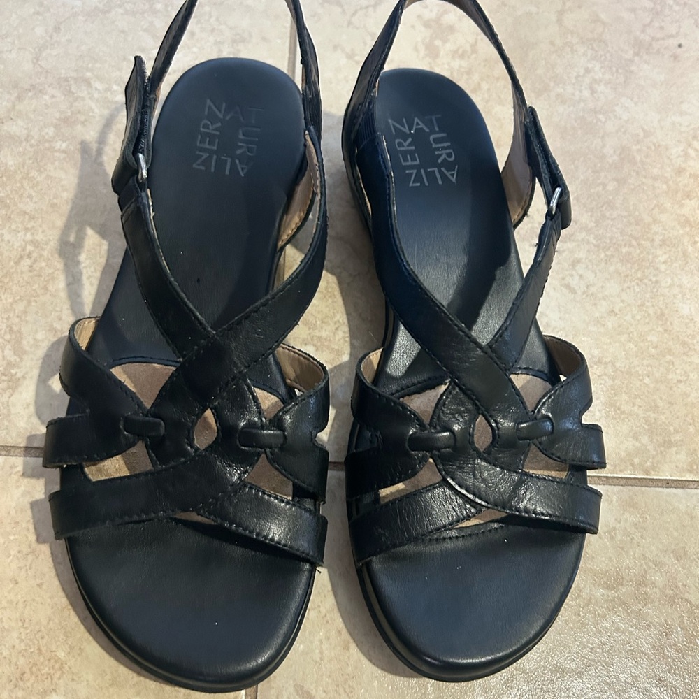 Naturalizer women leather